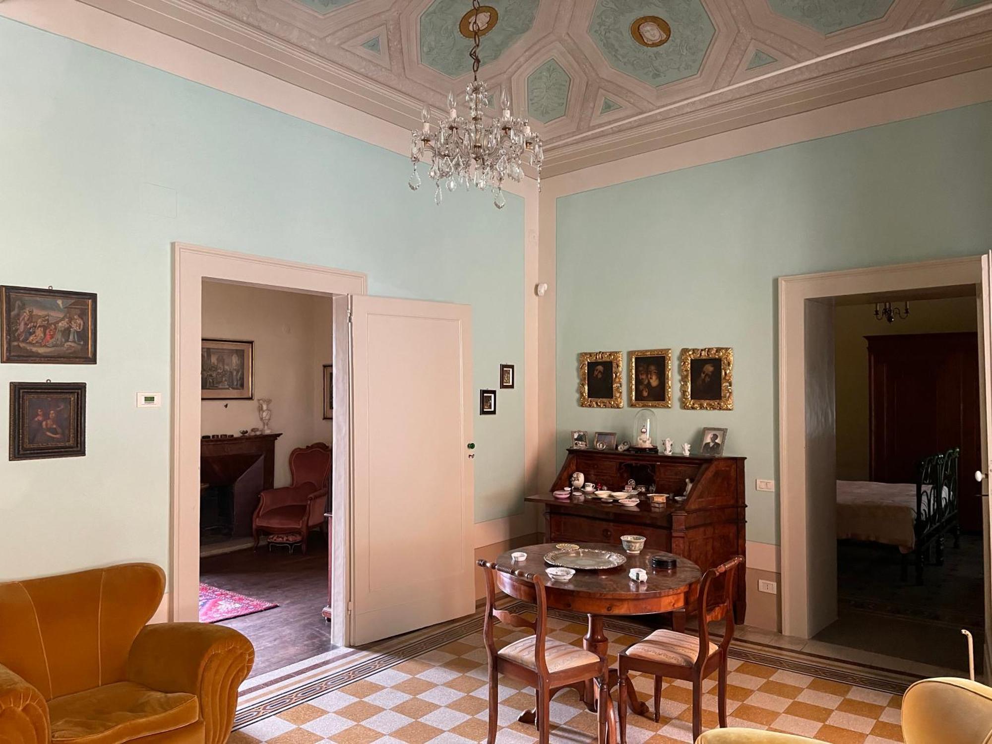 Отель Palazzo Capparucci - Dimora Storica Фермо Экстерьер фото
