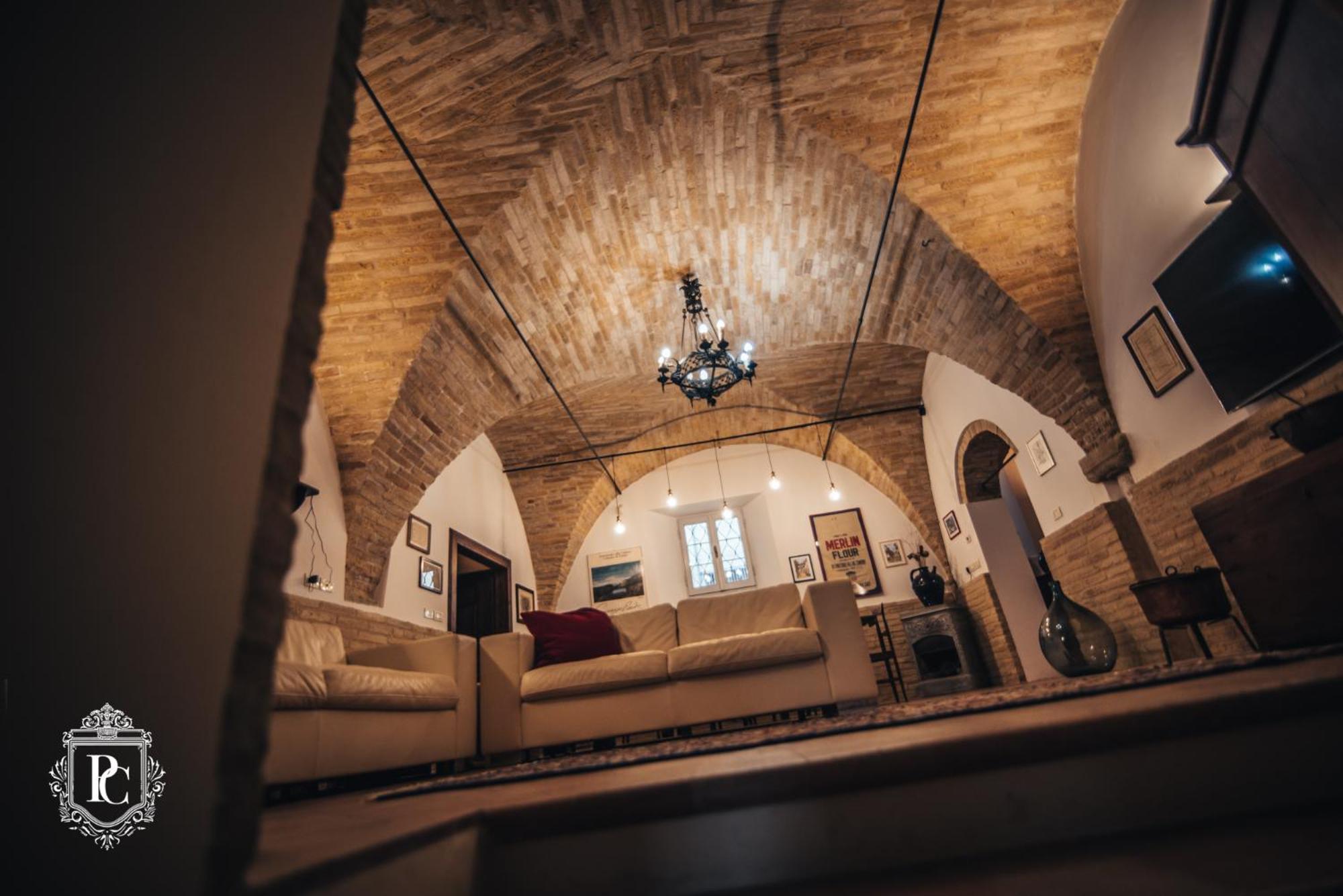 Отель Palazzo Capparucci - Dimora Storica Фермо Экстерьер фото